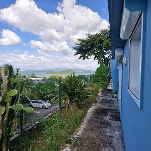 Kazpucins T2 Vue Et Pitons Les Trois-Ilets